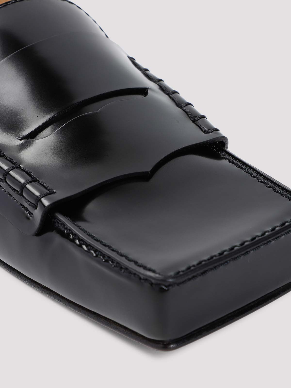 Jacquemus Loafers In Cow Leather With Design And Fit In Multi