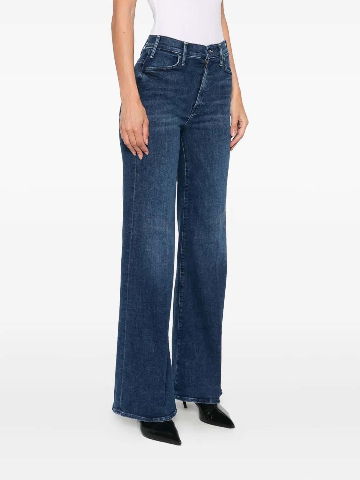 Mother The Hustler Roller Sneak Denim Jeans In Blue