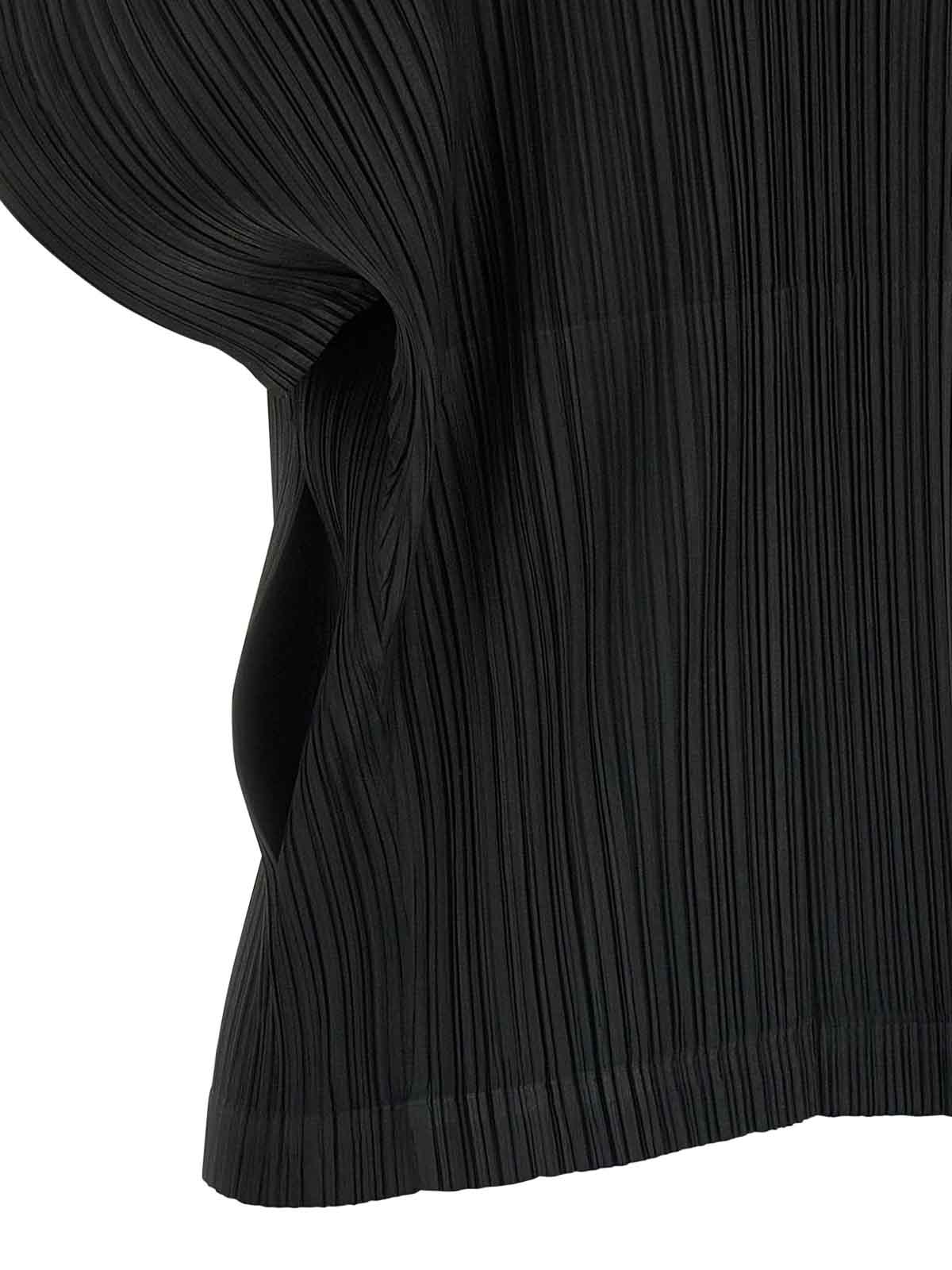 Issey Miyake Monthly Colors August Top In Black