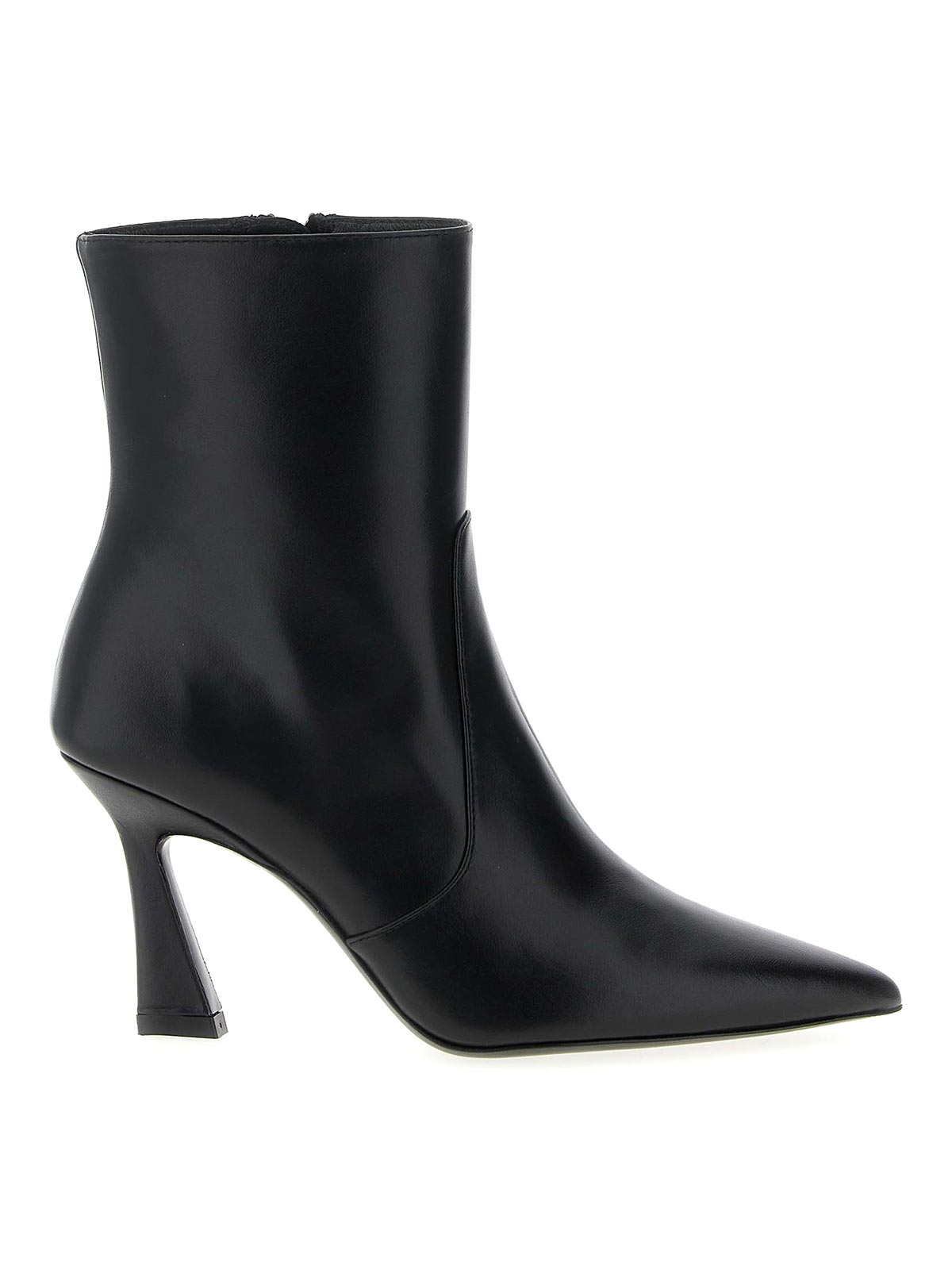 Stuart Weitzman Vinnie Ankle Boots In Black