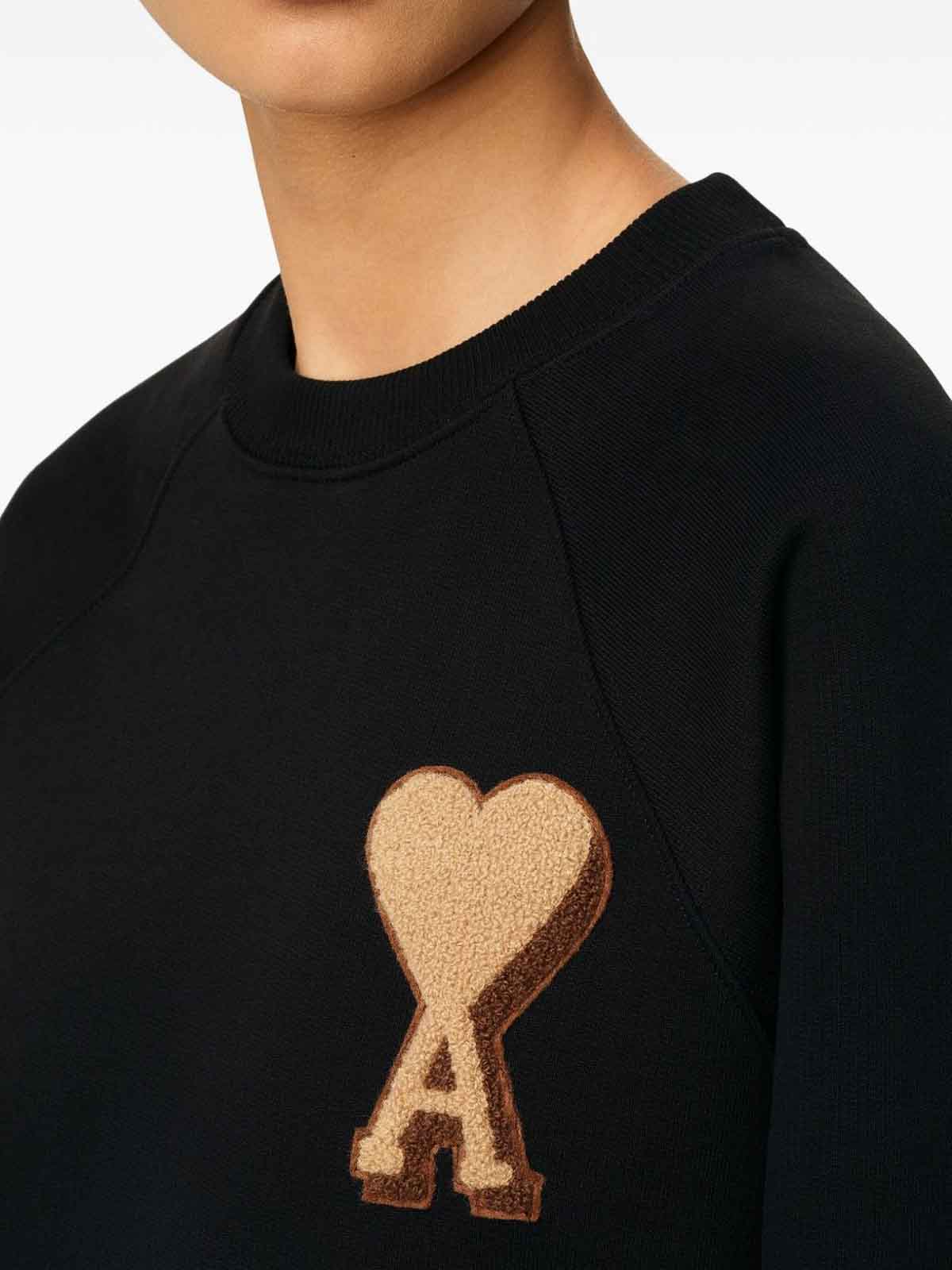 Ami Alexandre Mattiussi Classic Crew Neck Sweatshirt With Iconic Heart Emblem In Black
