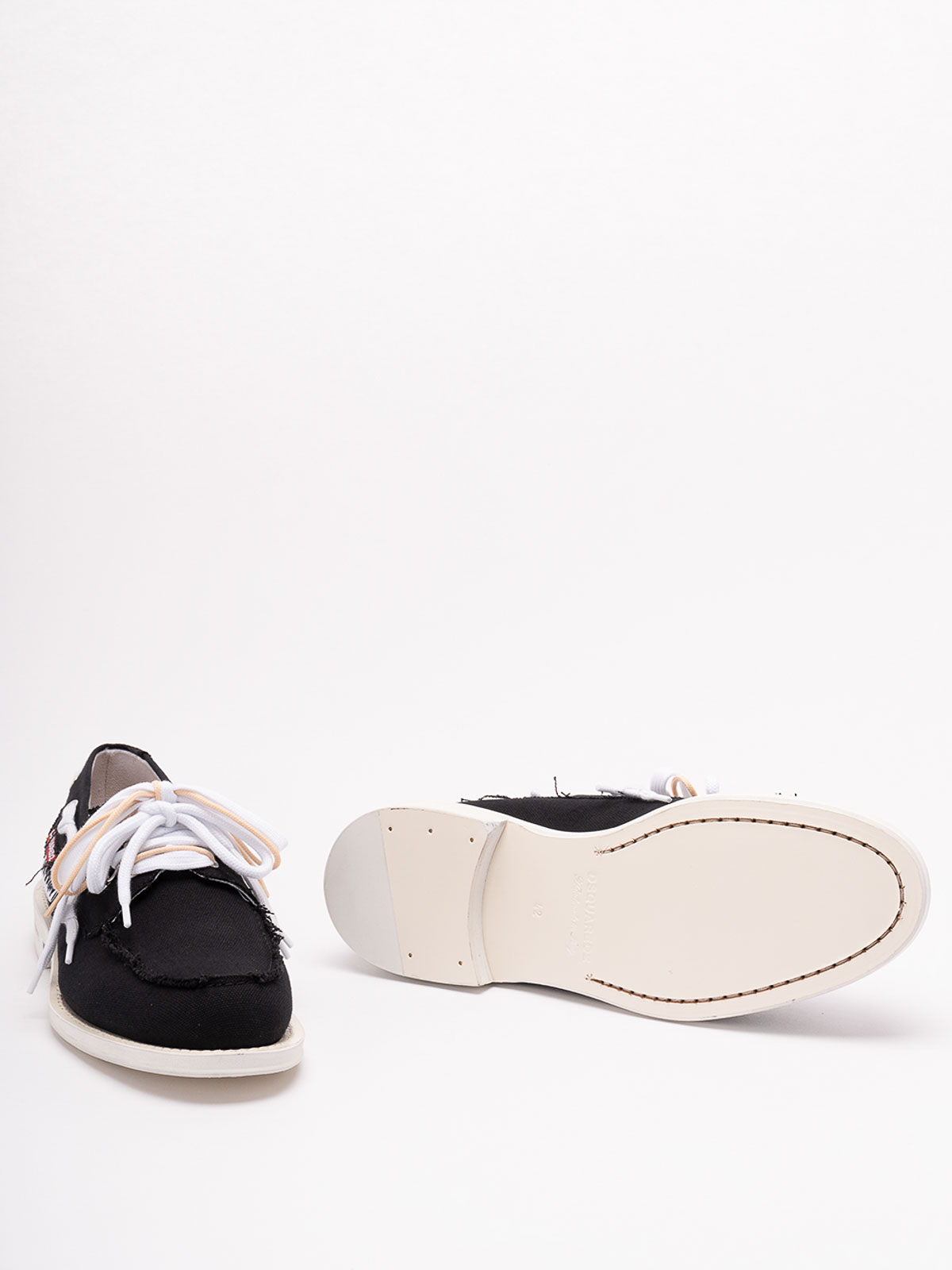 Dsquared2 Boat Shoes In Black
