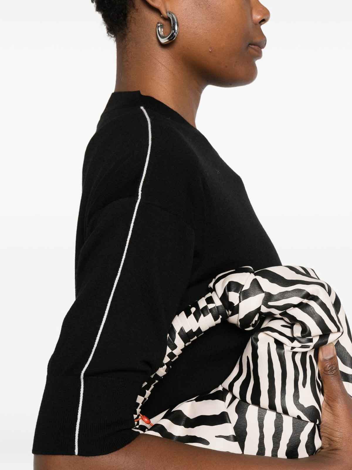 Alpha Studio Relaxed Fit Black Merino Wool Sweater In Black