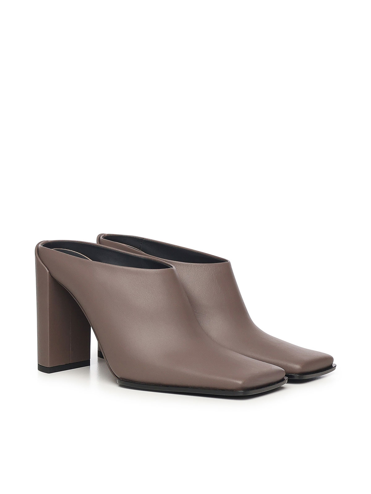 Alaïa Square Mule In Calfskin In Brown
