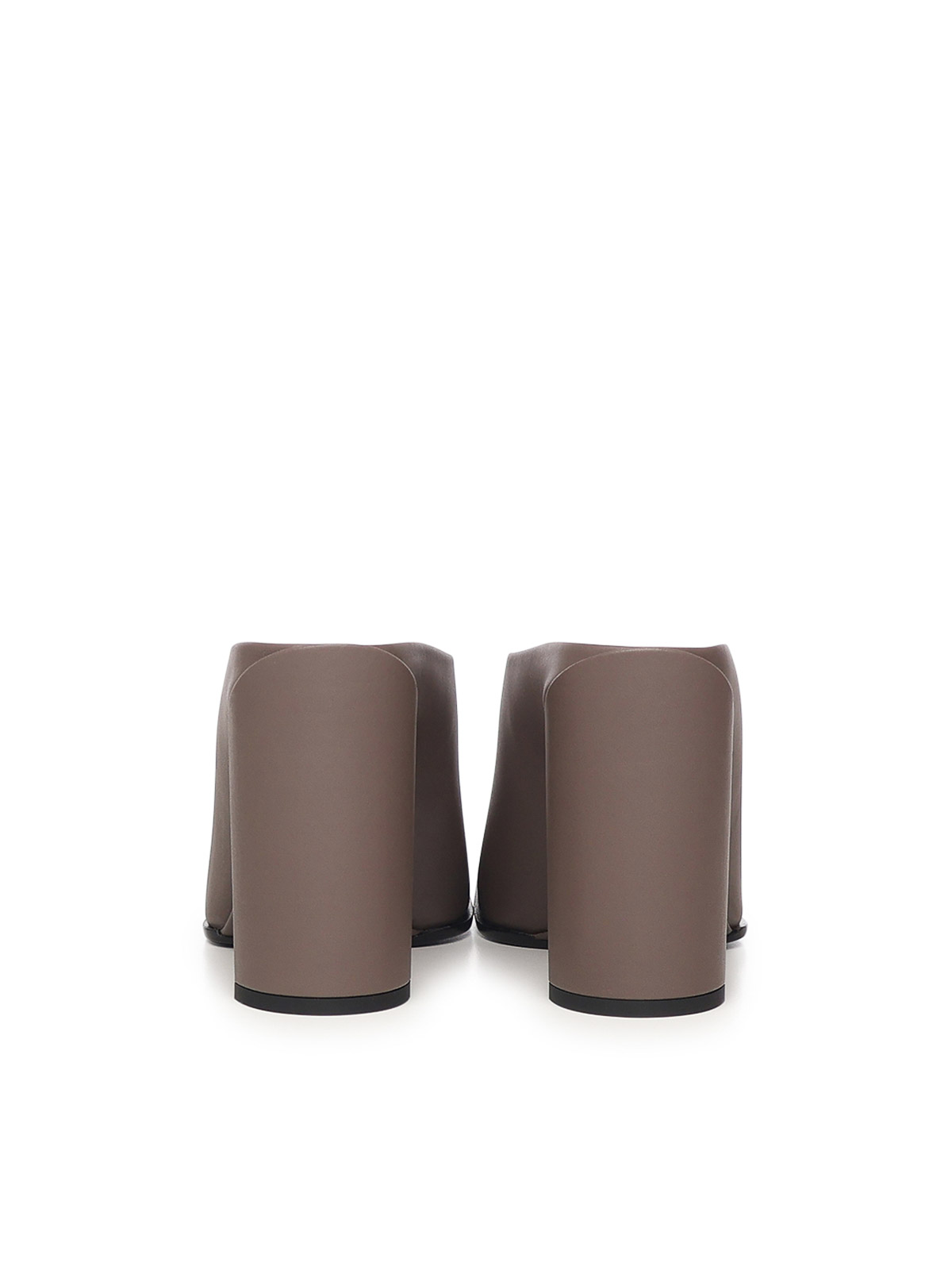 Alaïa Square Mule In Calfskin In Brown