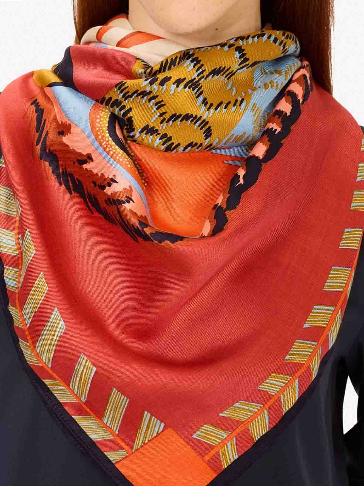 Inoui Edition Carre 130 Toucan In Multi