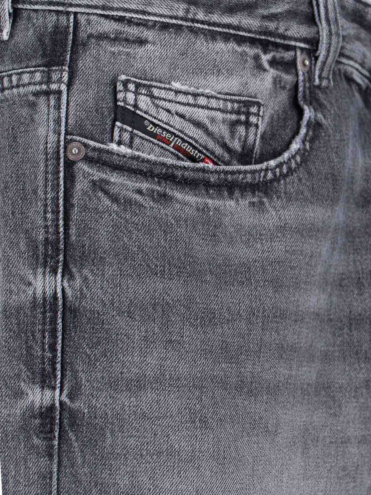 Diesel Gray Relaxed 2001 D-macro Jeans In Gray