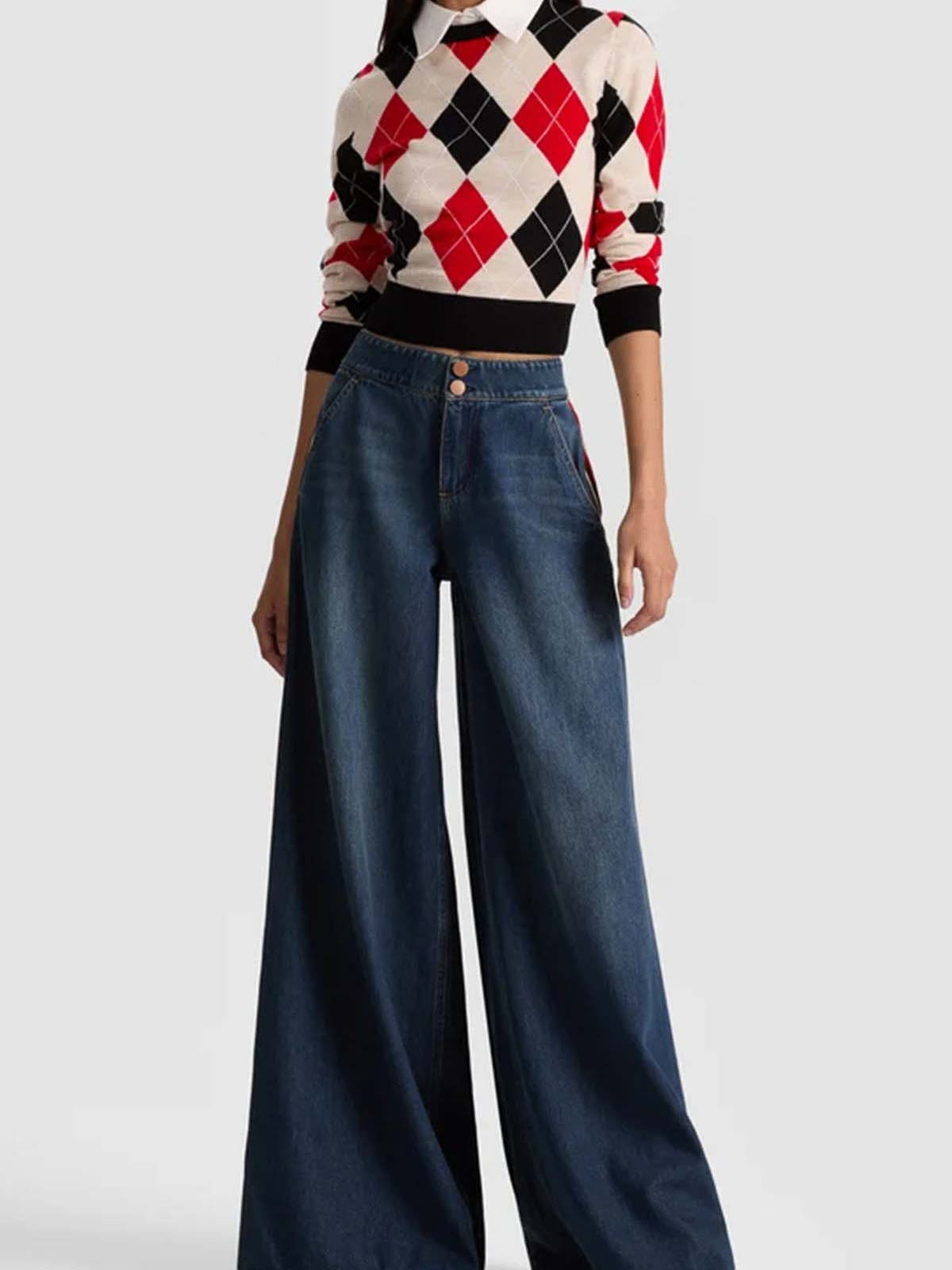 Alice And Olivia Carolann Collared Argyle Sweater In Multi