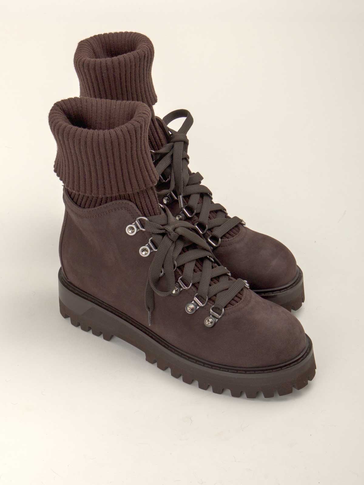 Le Silla Ankle Boots In Brown