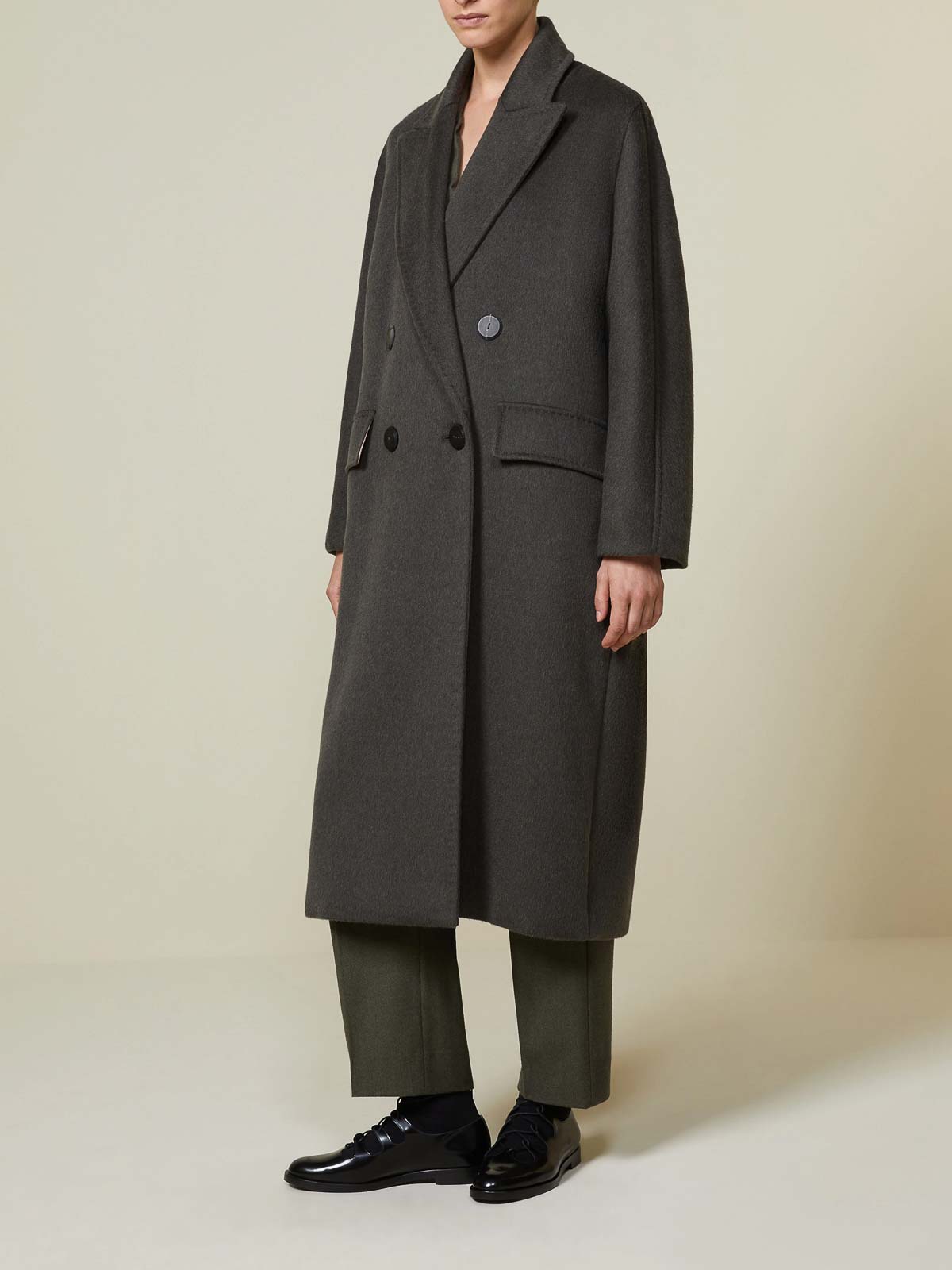 Max Mara Atelier  Mens Overcoat In Green