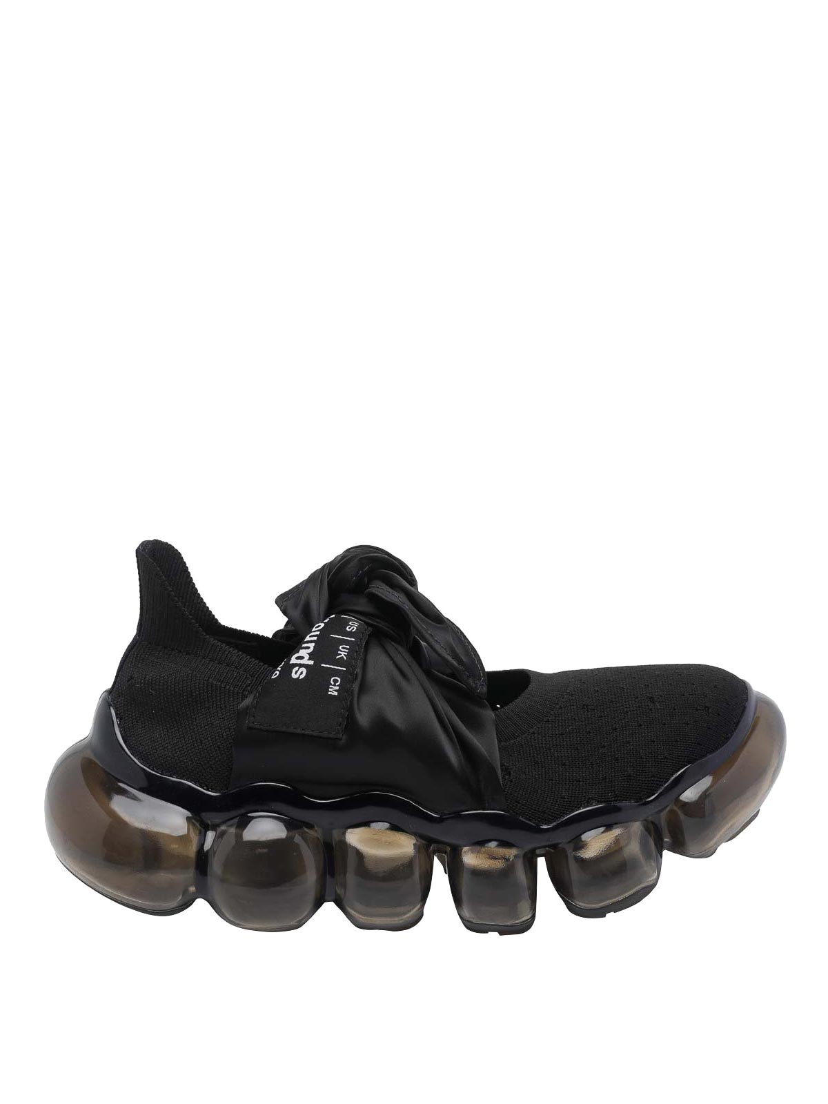 Grounds Jewelry Hankie Sneakers In Black