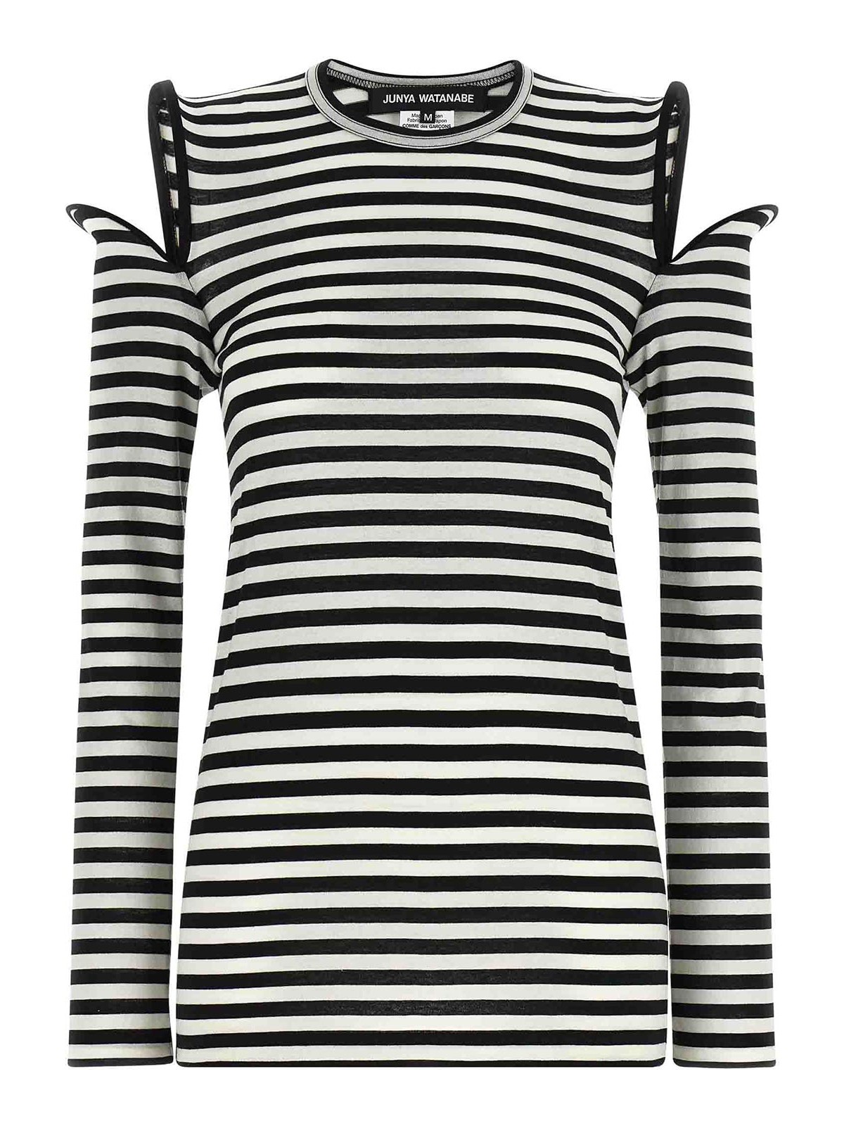 T-shirt con spalle scultoree