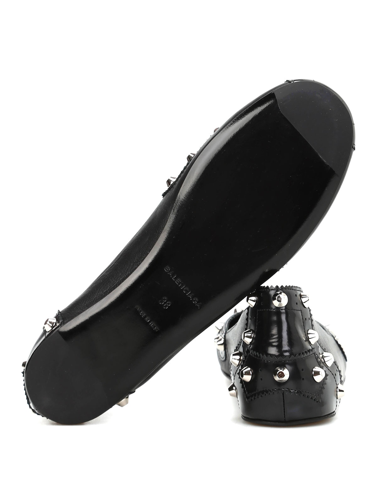 BALENCIAGA Le Cagole sabot in Arena leather  Black  Balenciaga flat shoes  715556WAD4F online on GIGLIOCOM