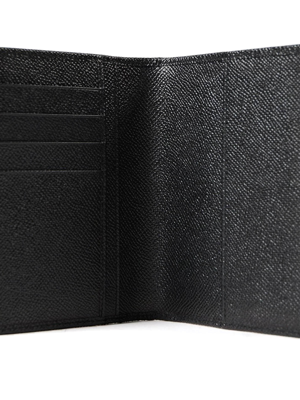 Passport Cover Taiga Leather - 