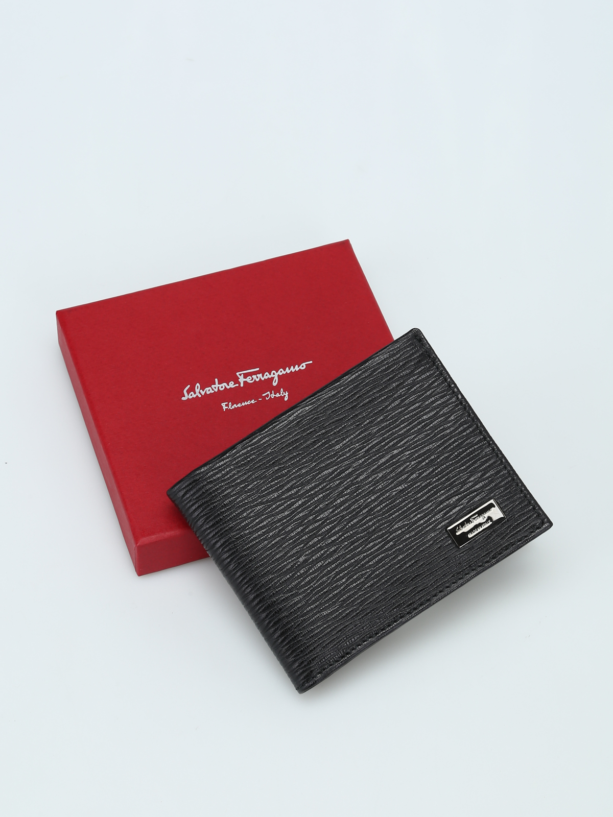 Ferragamo Gancini Plaque Bi-fold Wallet in Red