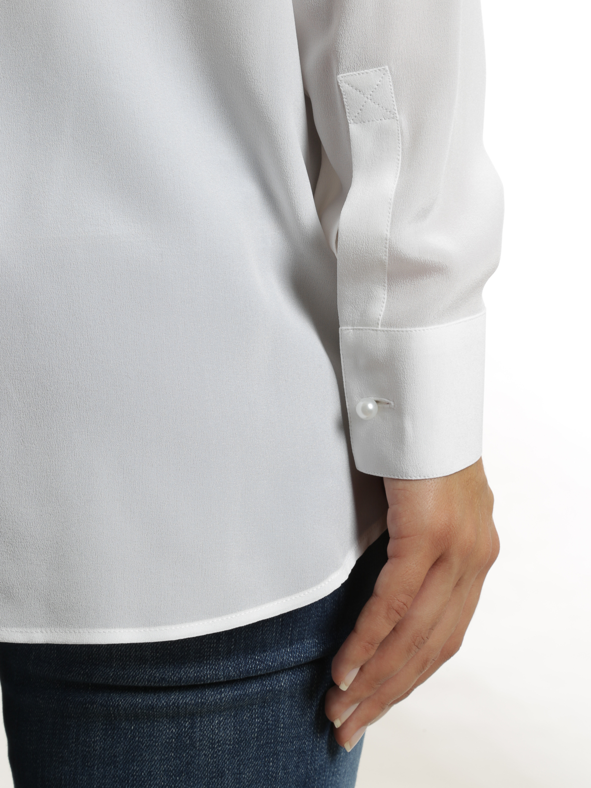 GIVENCHY - GIVENCHY アイリスの白い花びらフリル とろみシルクシャツ Givenchy Foulard Blouse BW6160153L-156 CREAM | IlDuomo