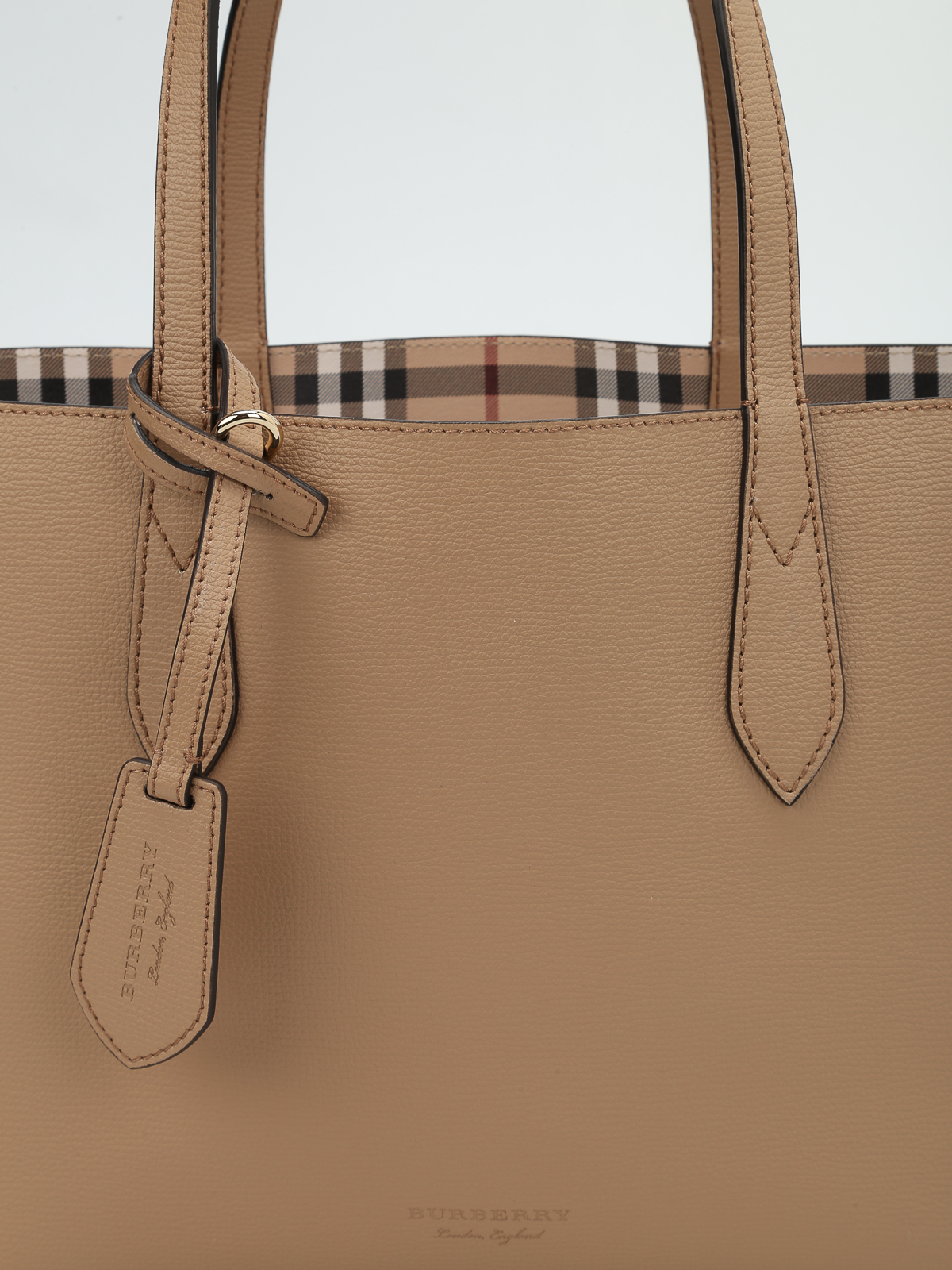 Totes bags Burberry - Leather small reversible tote - 4049620