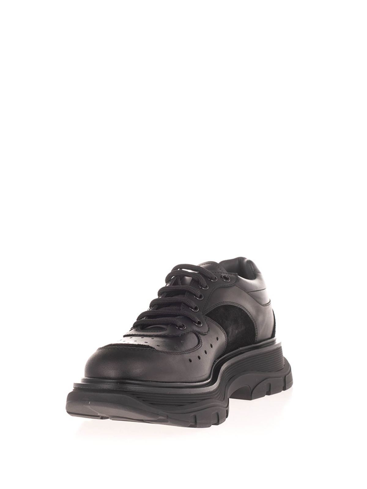 Trainers Alexander Mcqueen - Tread Slick sneakers in black 