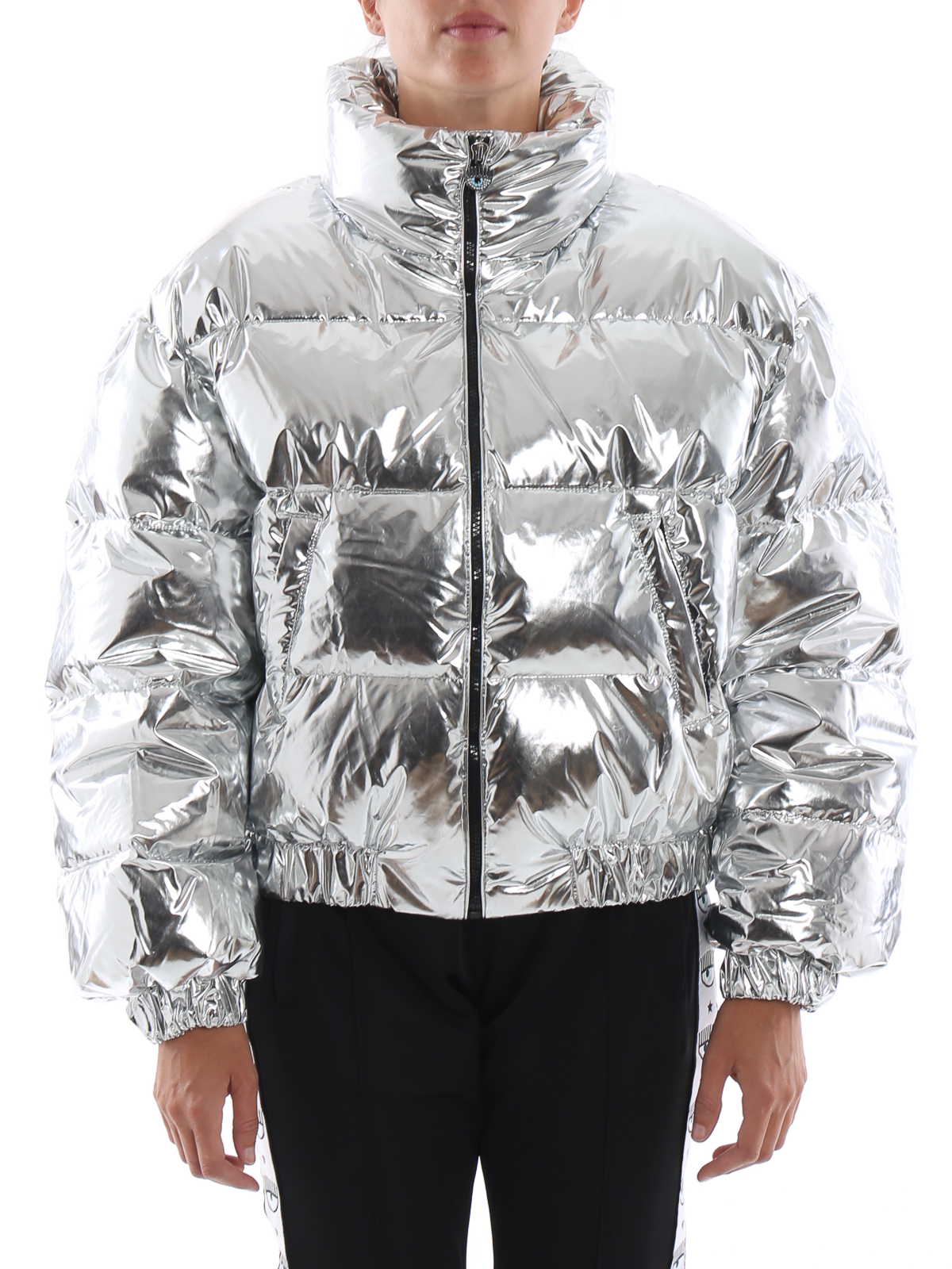 Padded jackets Chiara Ferragni - Logomania glossy silver puffer jacket -  CFD002SILVER
