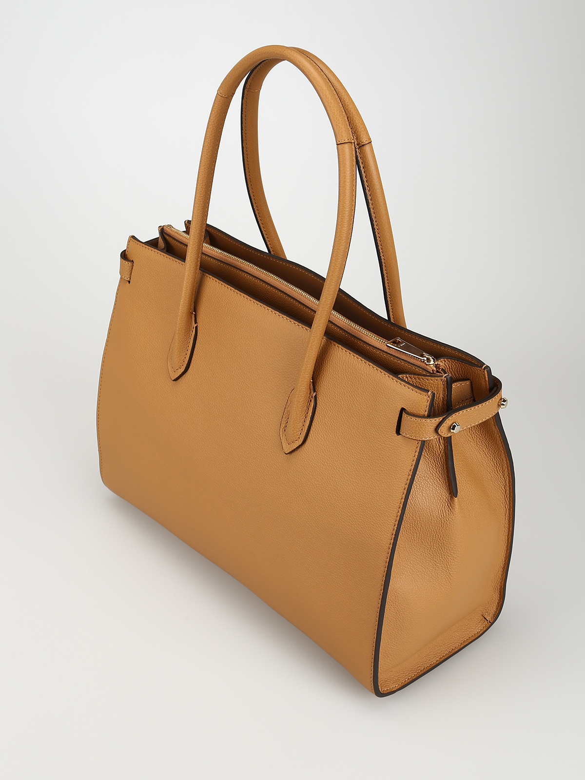 Pin leather tote