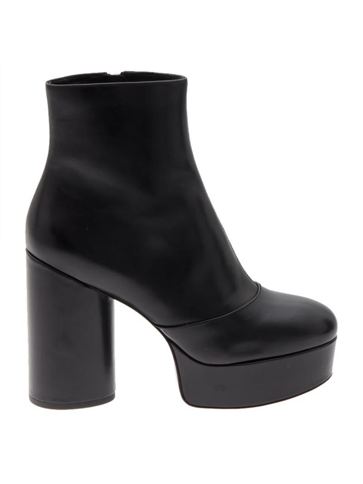 Shop Marc Jacobs Leather Ankle Boots In Negro