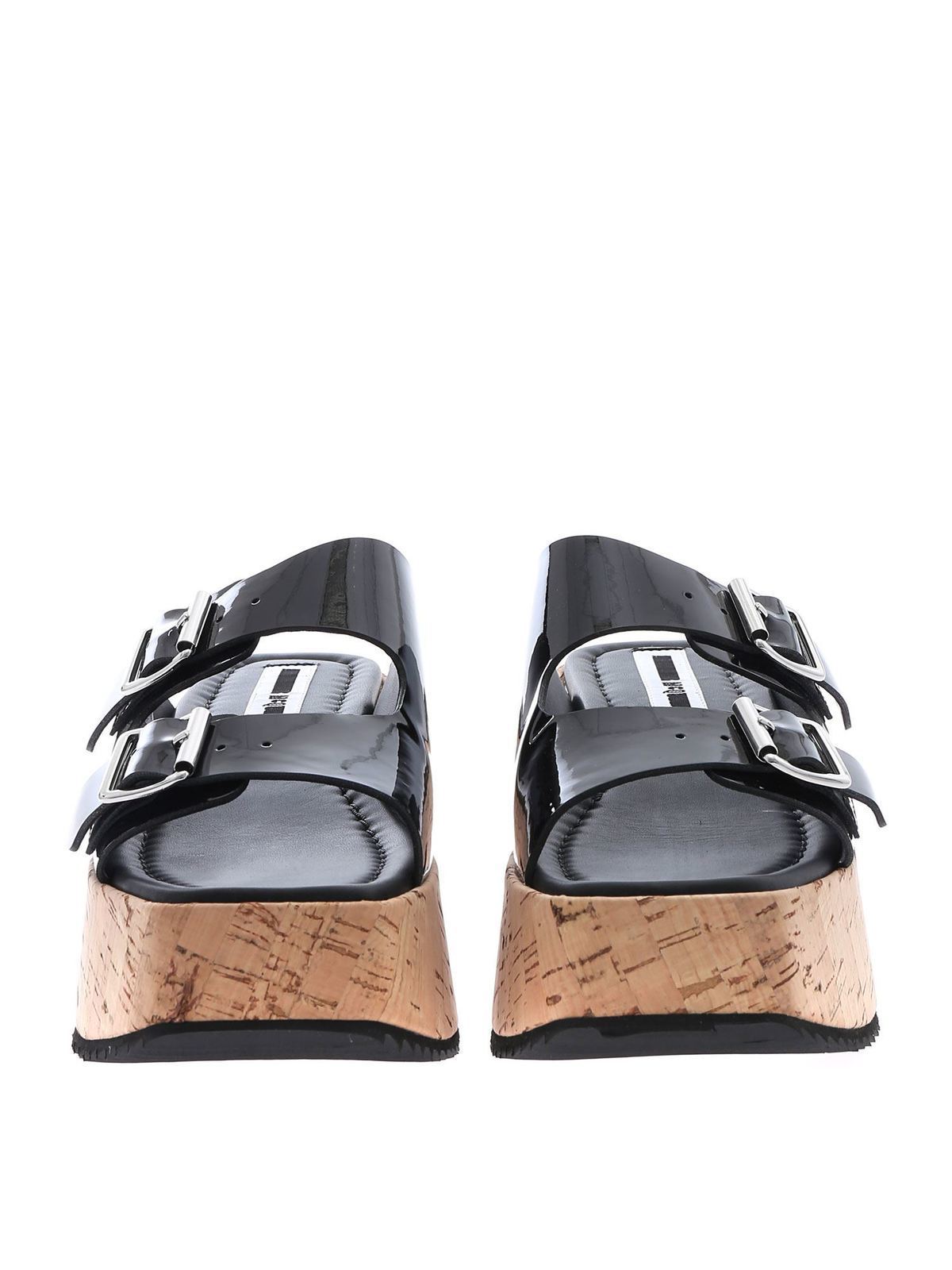 Shop Mcq By Alexander Mcqueen Patent Leather Debbie Sandals In Negro