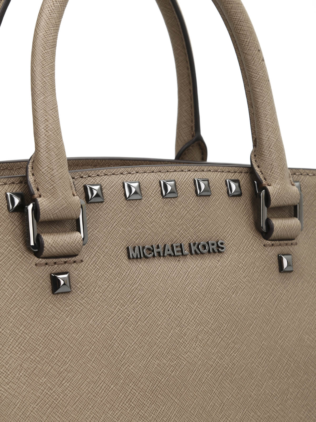 MICHAEL KORS Crossbody Selma Medium Studded Saffiano Leather