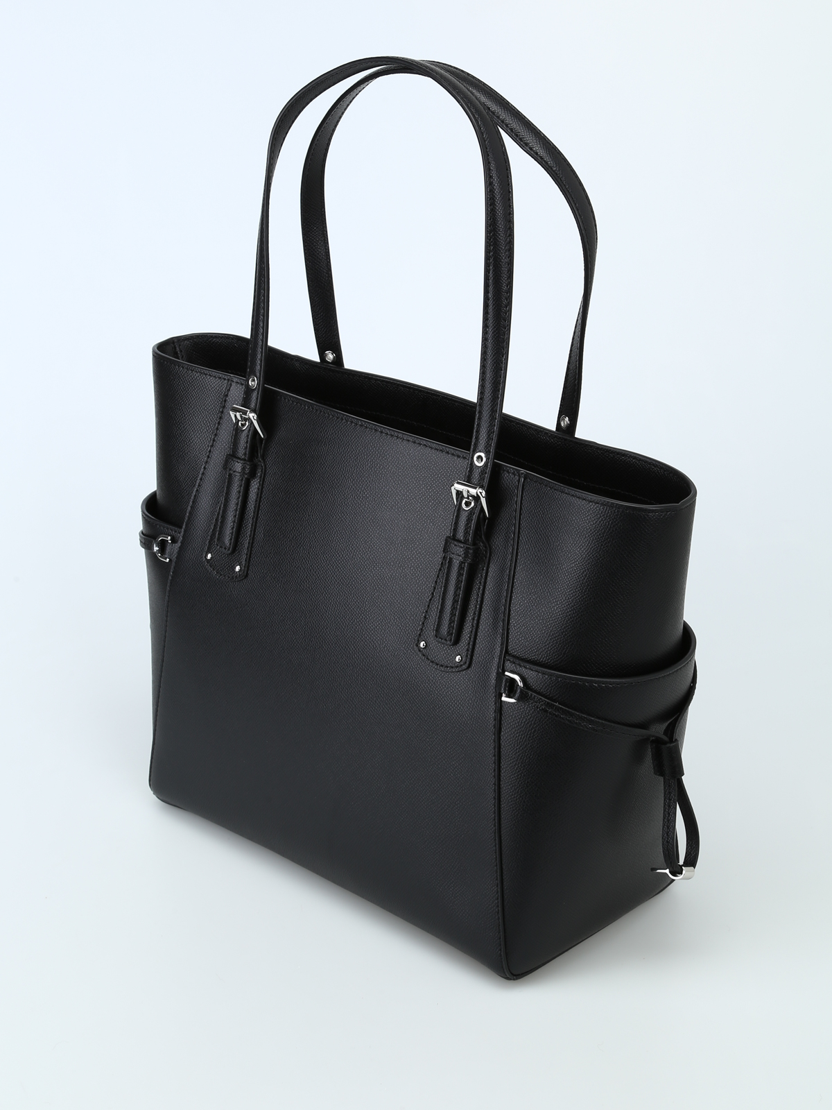 Voyager Small Leather Tote Bag
