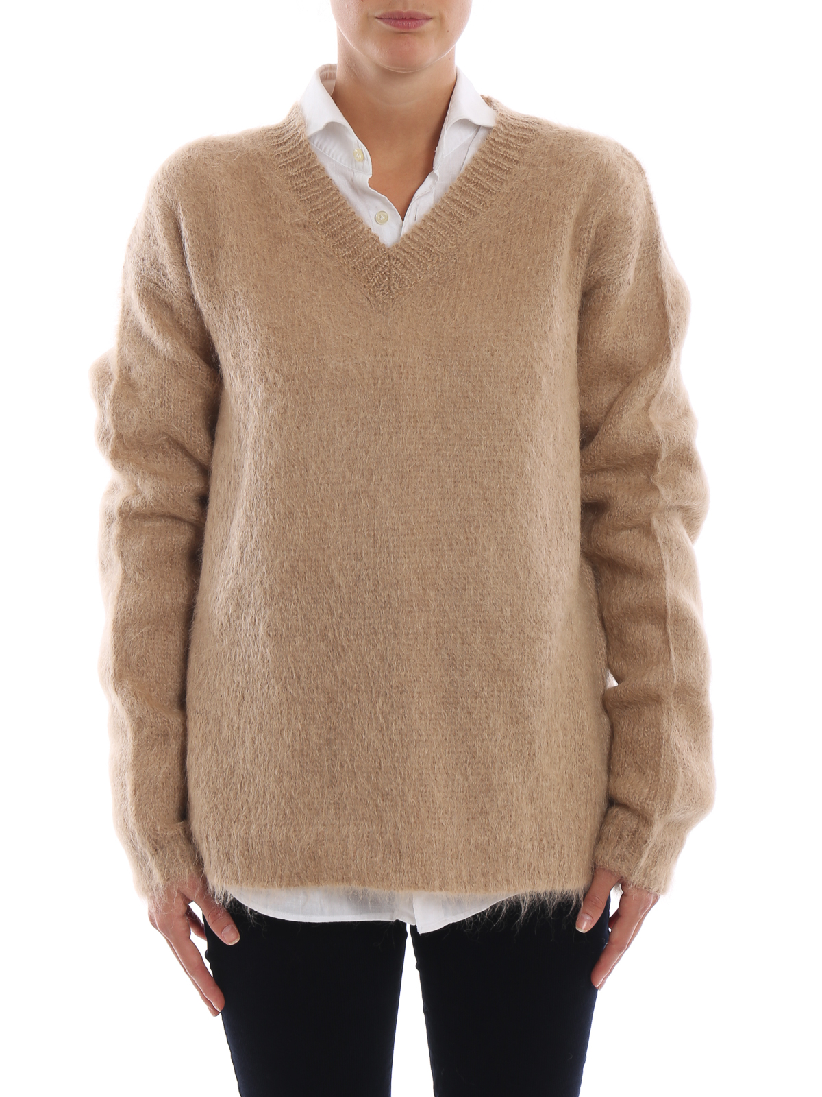Miu Miu Camel mohair oversized V-neck sweater | MML1431CT5040 Miu Miu Camel mohair oversized V-neck sweater | MML1431CT5040