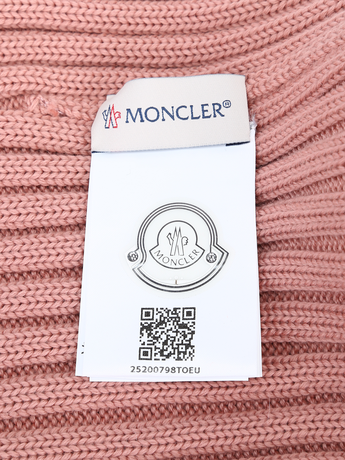 Vrai etiquette online moncler