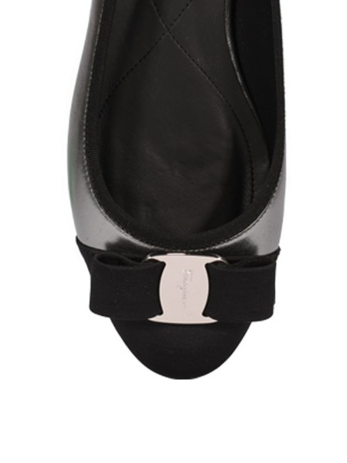 フェラガモ フラットシューズ ヴァリナ ブラック 楽天市場】【14日0時〜48h限定ポイント5倍】 フェラガモ FERRAGAMO