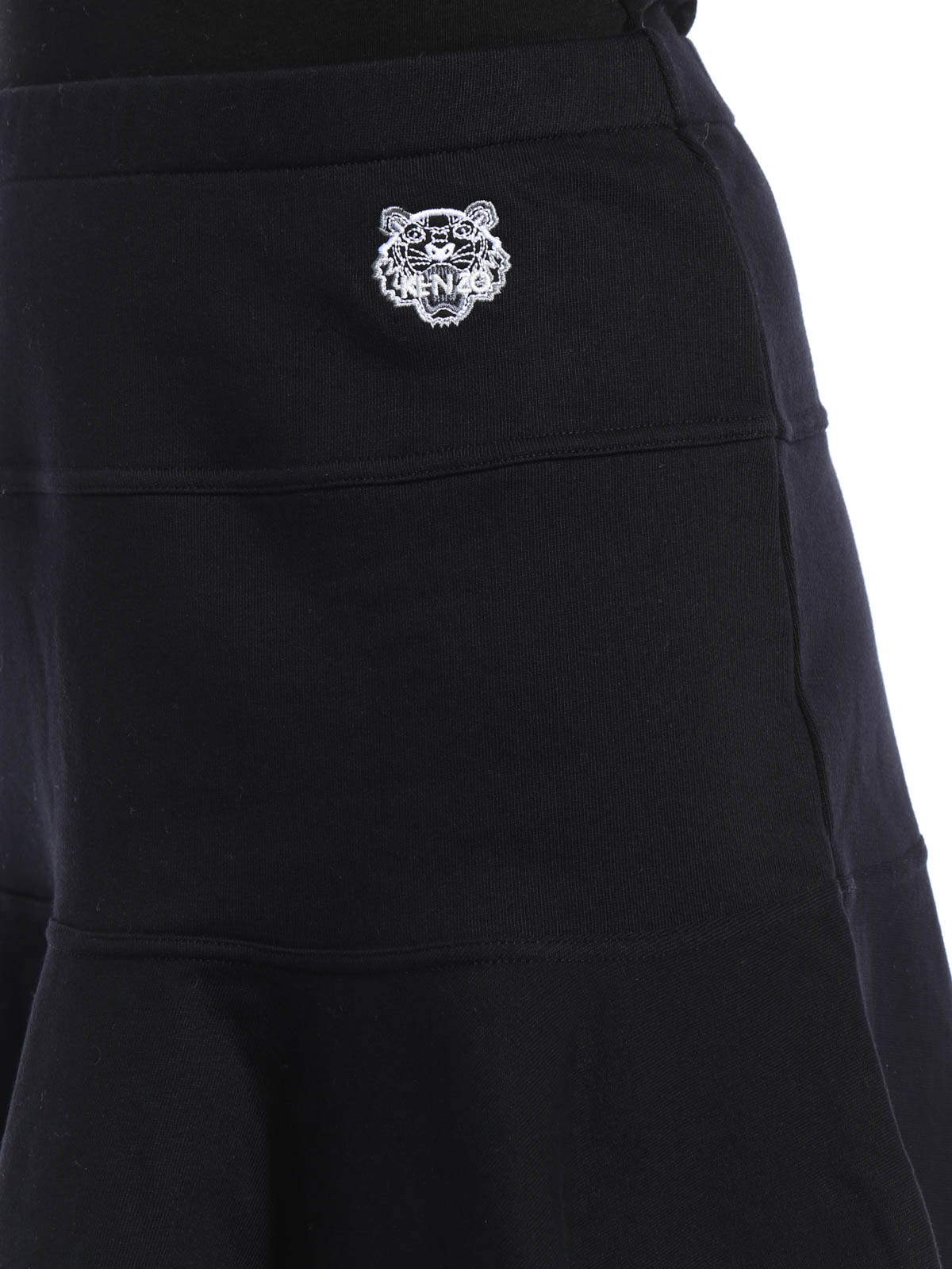 【送料&関税込】Kenzo Skater Skirt Kenzo Skater skirt - Black - Women | F662JU74595299 | thebs.com