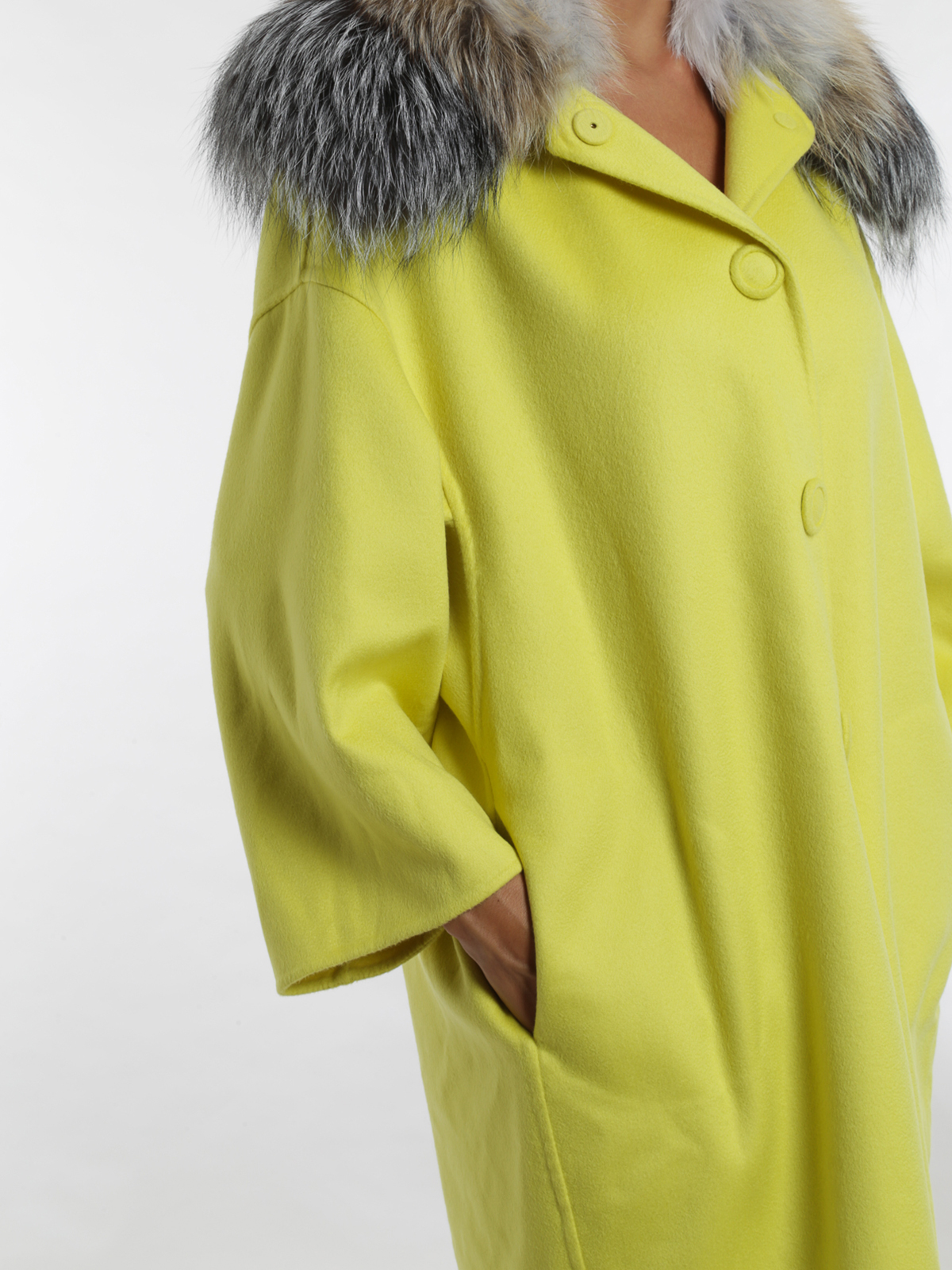 Ermanno Scervino Coat with fox fur collar coat|D276D317VODDT3965