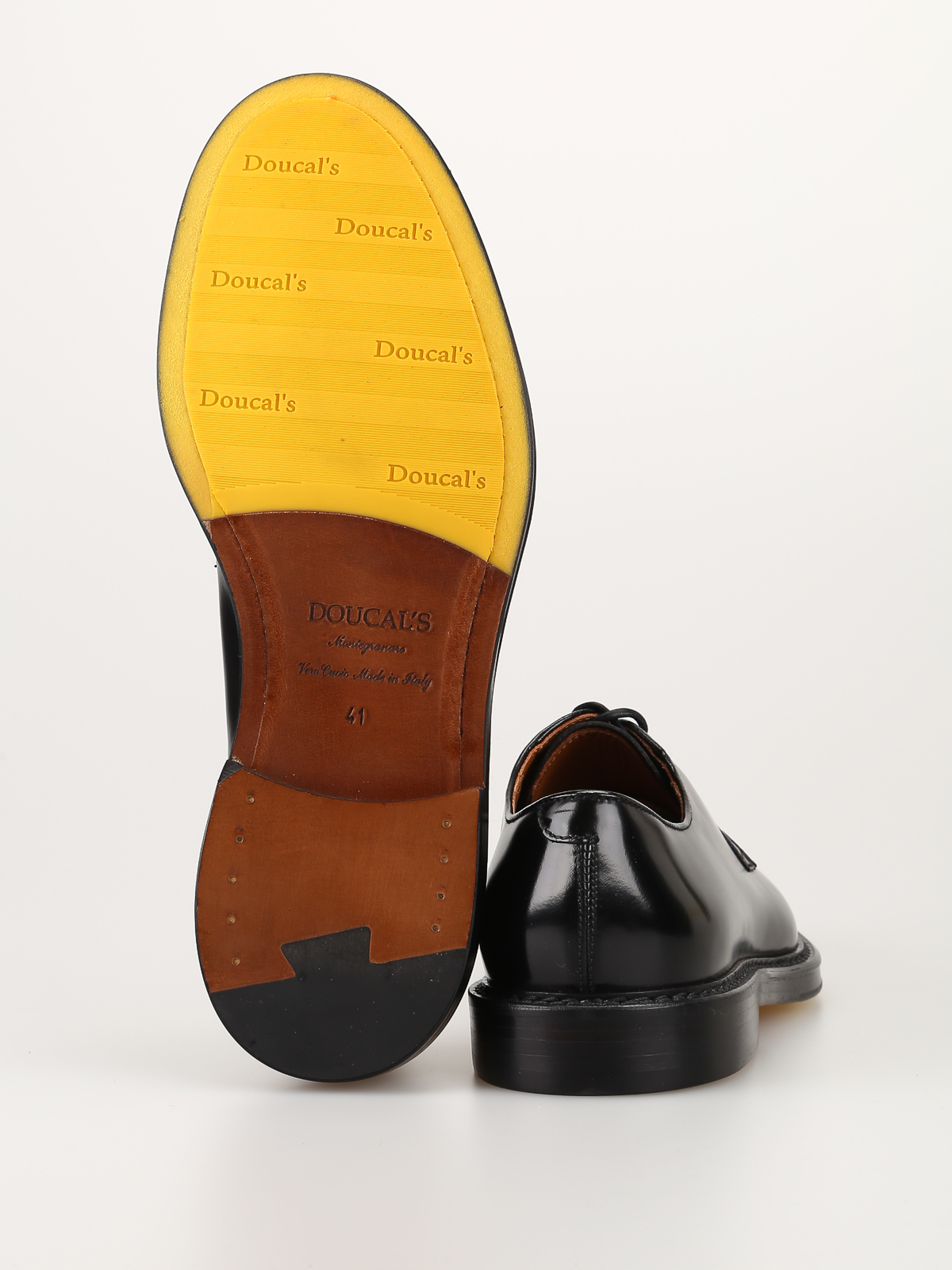Shop Doucal's Zapatos Clásicos - Liso In Negro