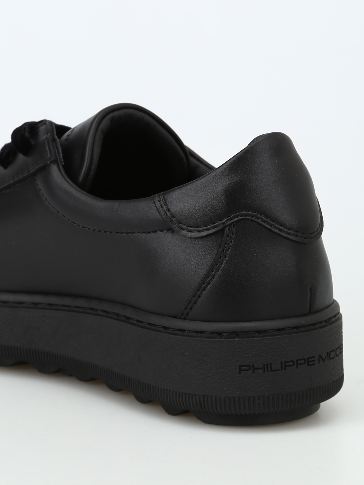 Trainers Philippe Model - Madeleine black leather low top sneakers
