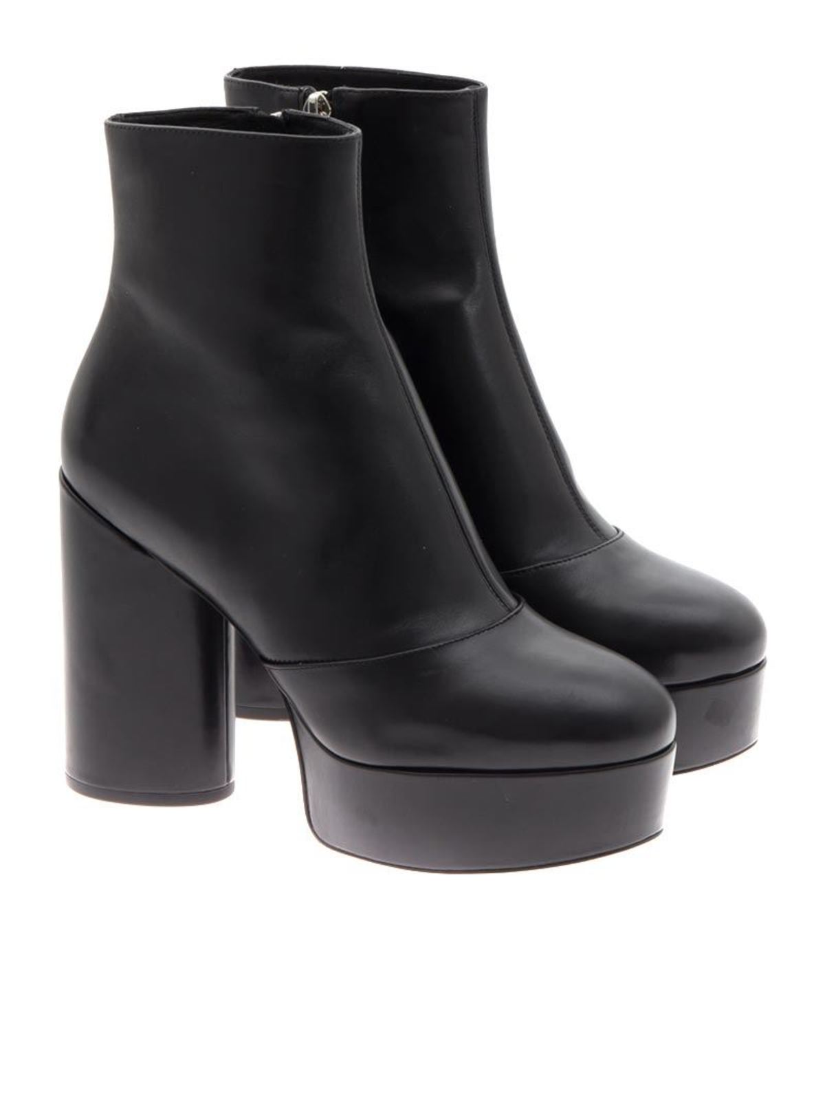 Marc Jacobs Leather Ankle Boots In Negro
