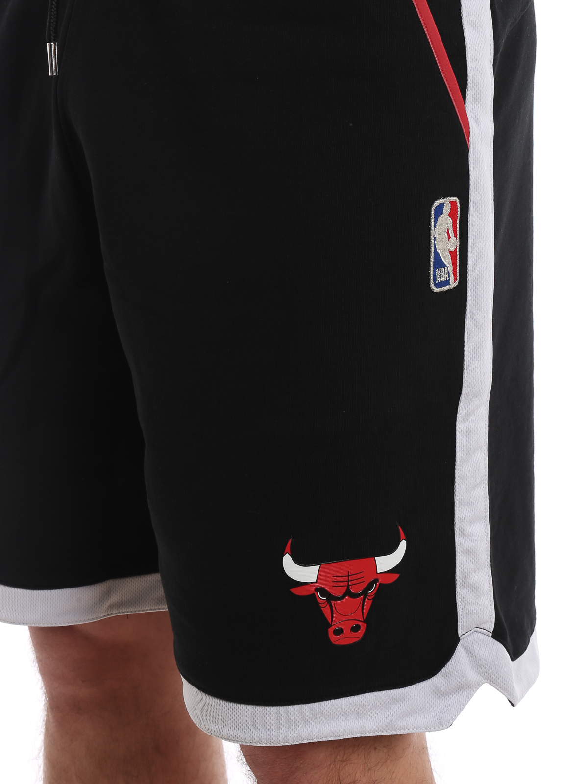 Tracksuit bottoms Marcelo Burlon - Chicago Bulls Tape shorts