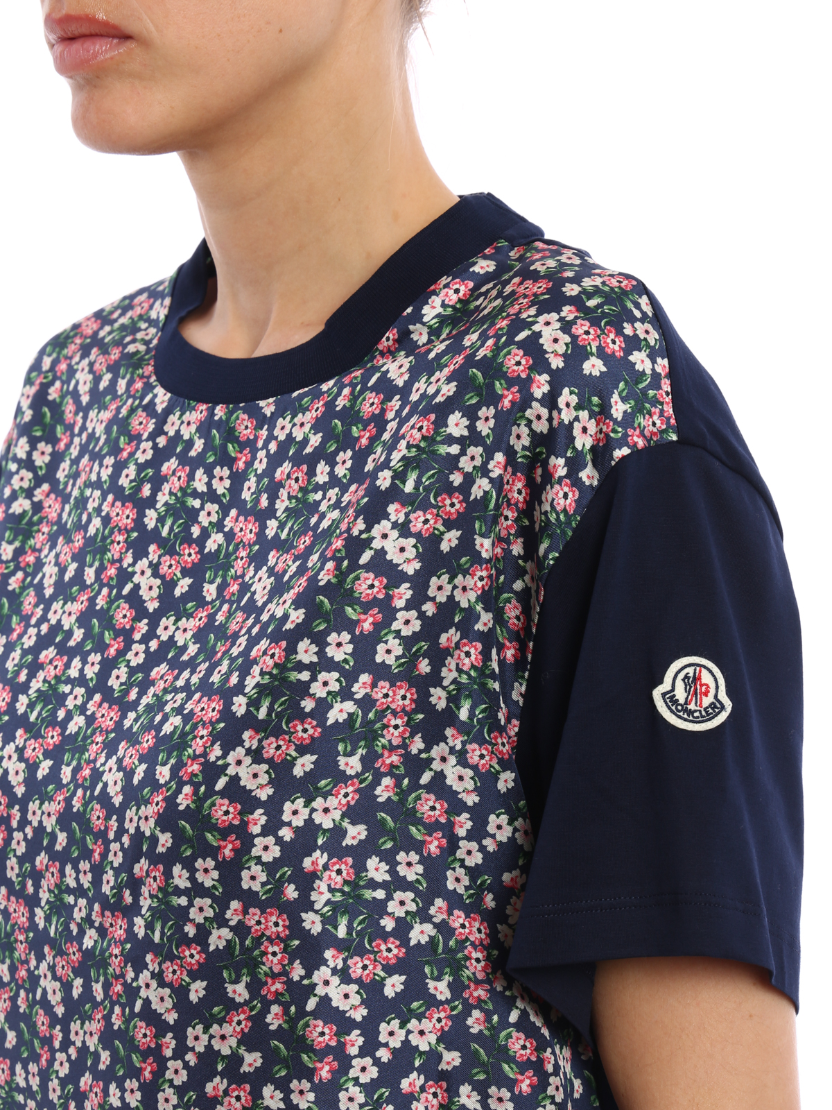 Moncler 花柄 シルク半袖Tシャツ Moncler Floral silk front panelled T-shirt|C10938066200549DT778