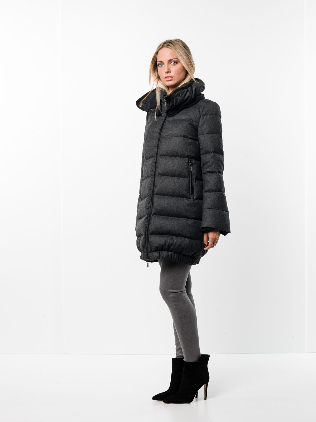 Moncler 'Madine' coat - グレイ|42093493670054441930 | THEBS Moncler 'Madine' coat - グレイ|42093493670054441930 | THEBS