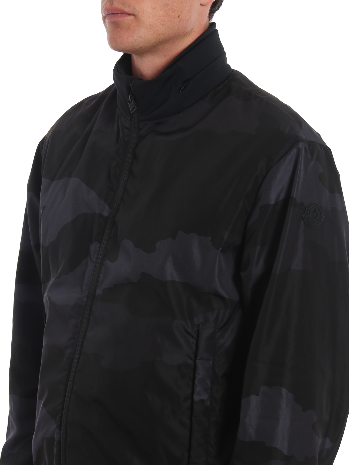 Moncler Theodore camouflage nylon jacket|E10914165385539HX990
