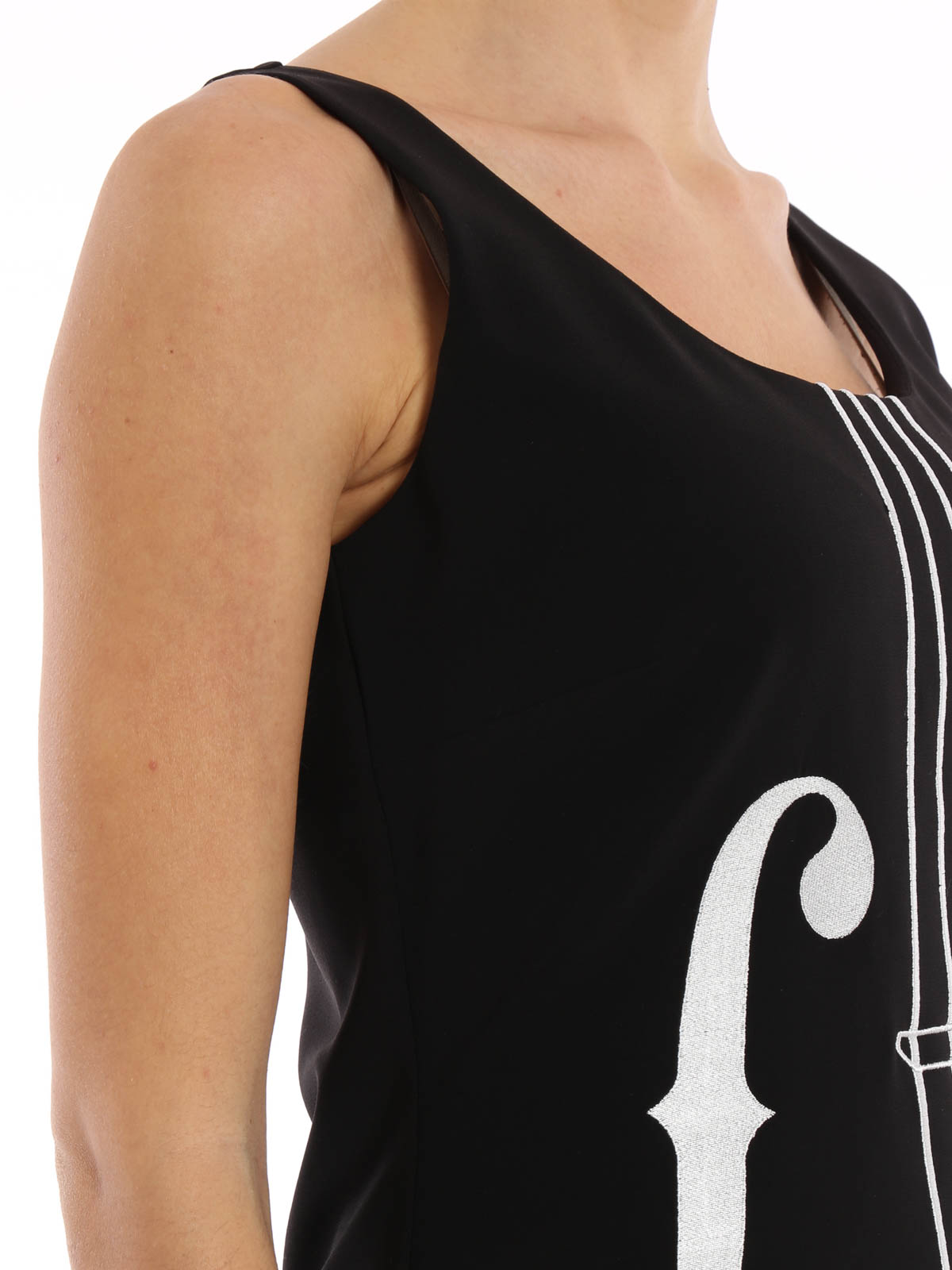 Moschino テニムシャケット シンス エンヘリッシュ 【関税込】 Moschino Boutique Violin embroidery sheath dress