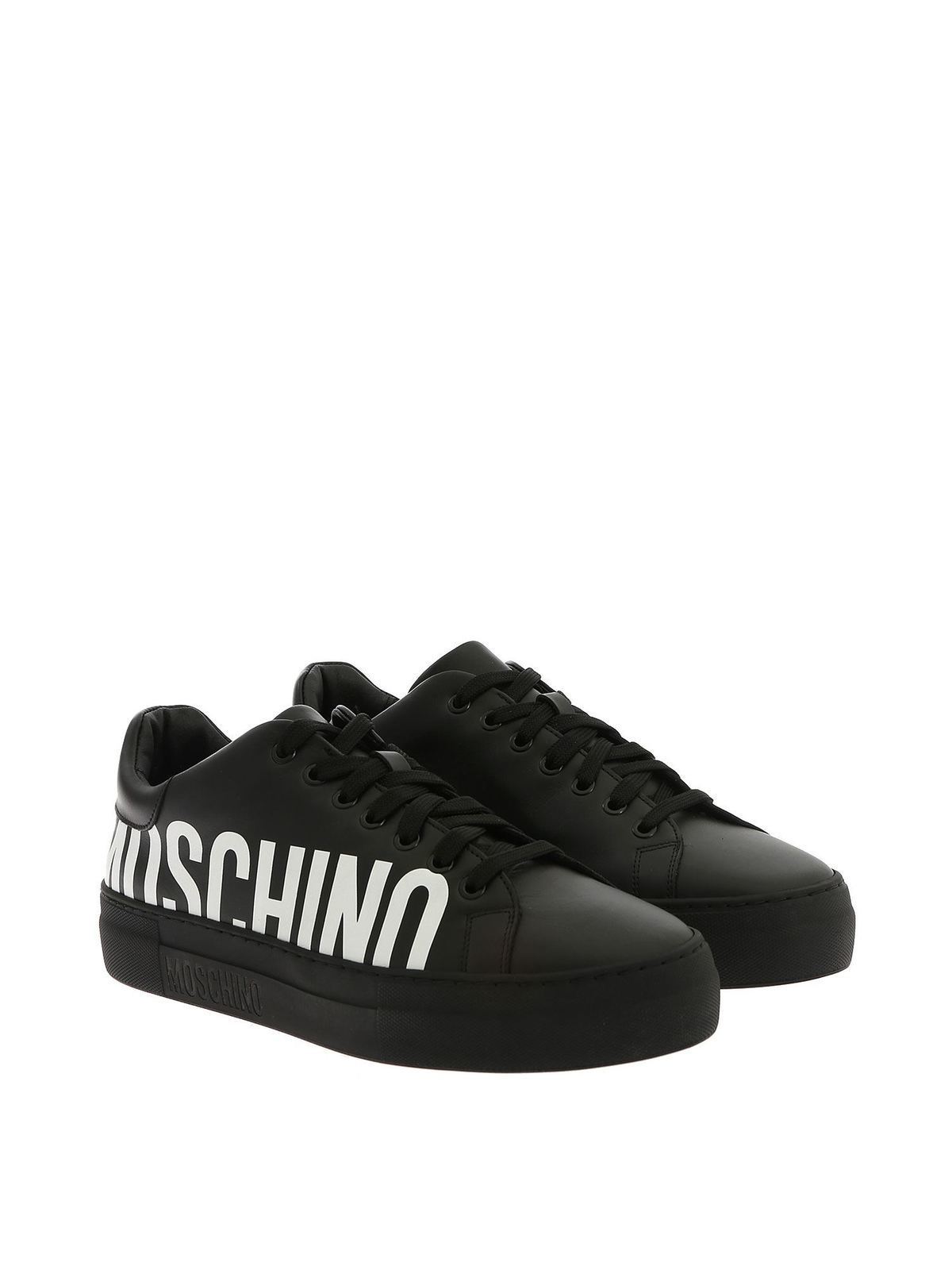 Shop Moschino Black Sneakers With Logo In Negro