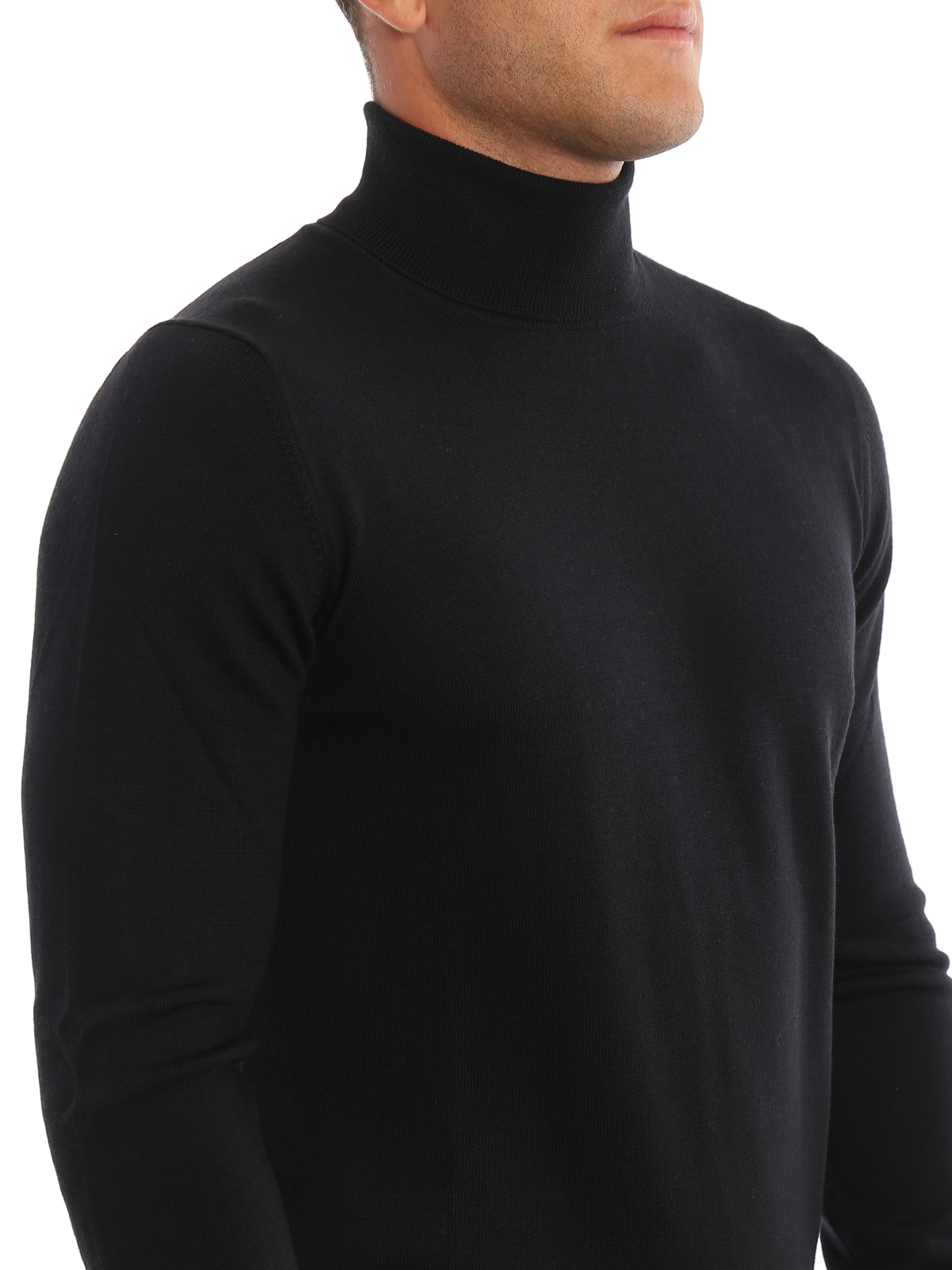 Shop Paolo Fiorillo Suéter Con Cuello Alto - Negro In Black