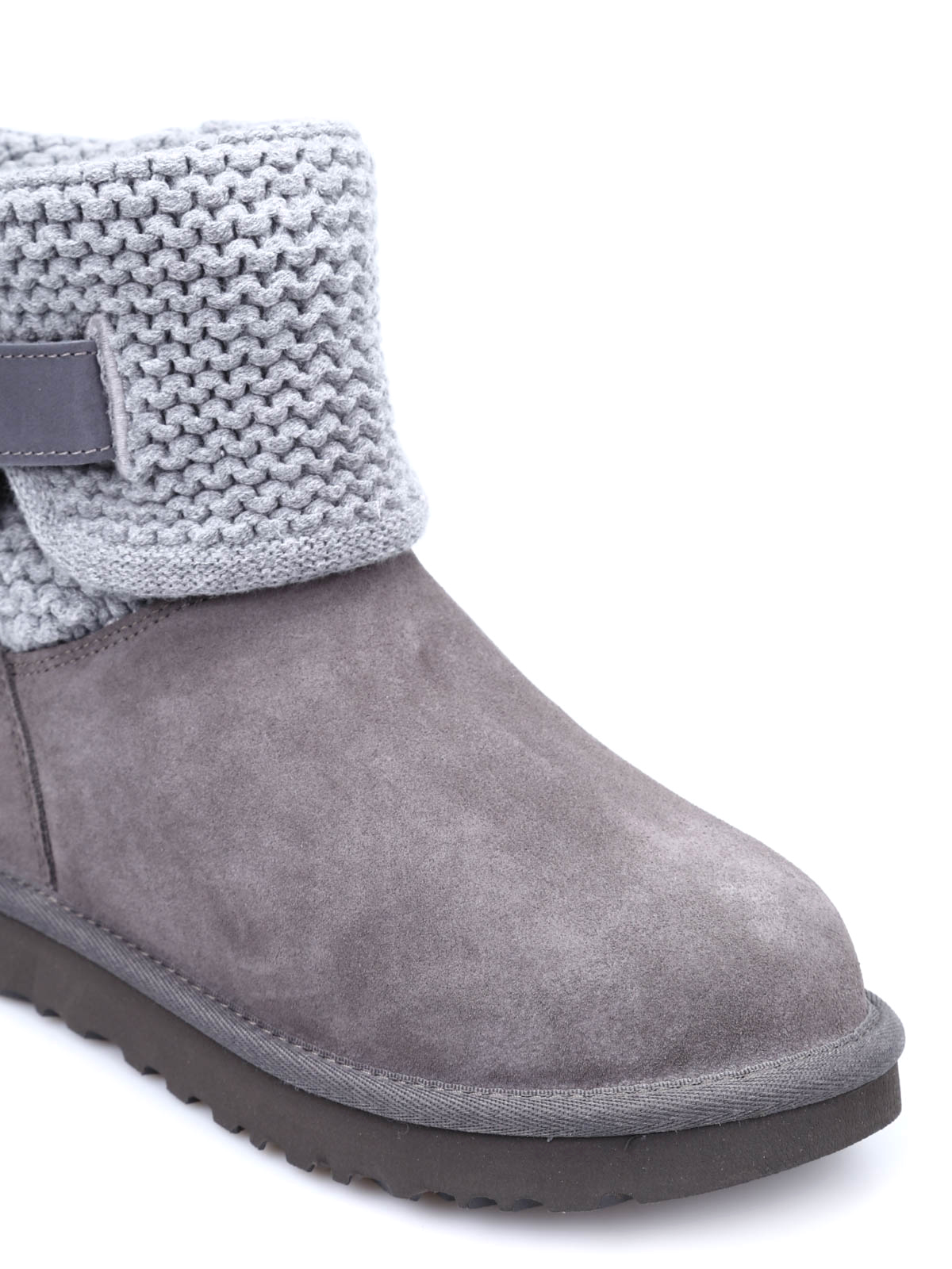 Ugg shaina clearance knit short boot