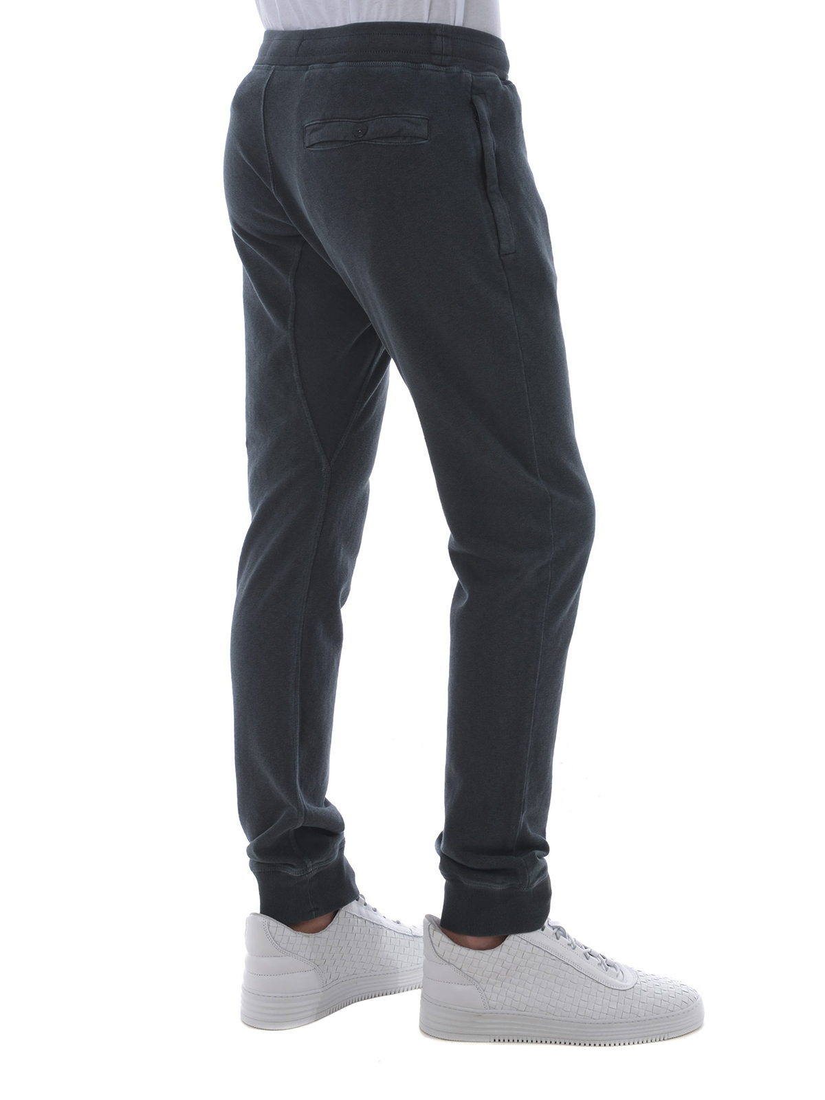 Dark grey best sale stone island joggers