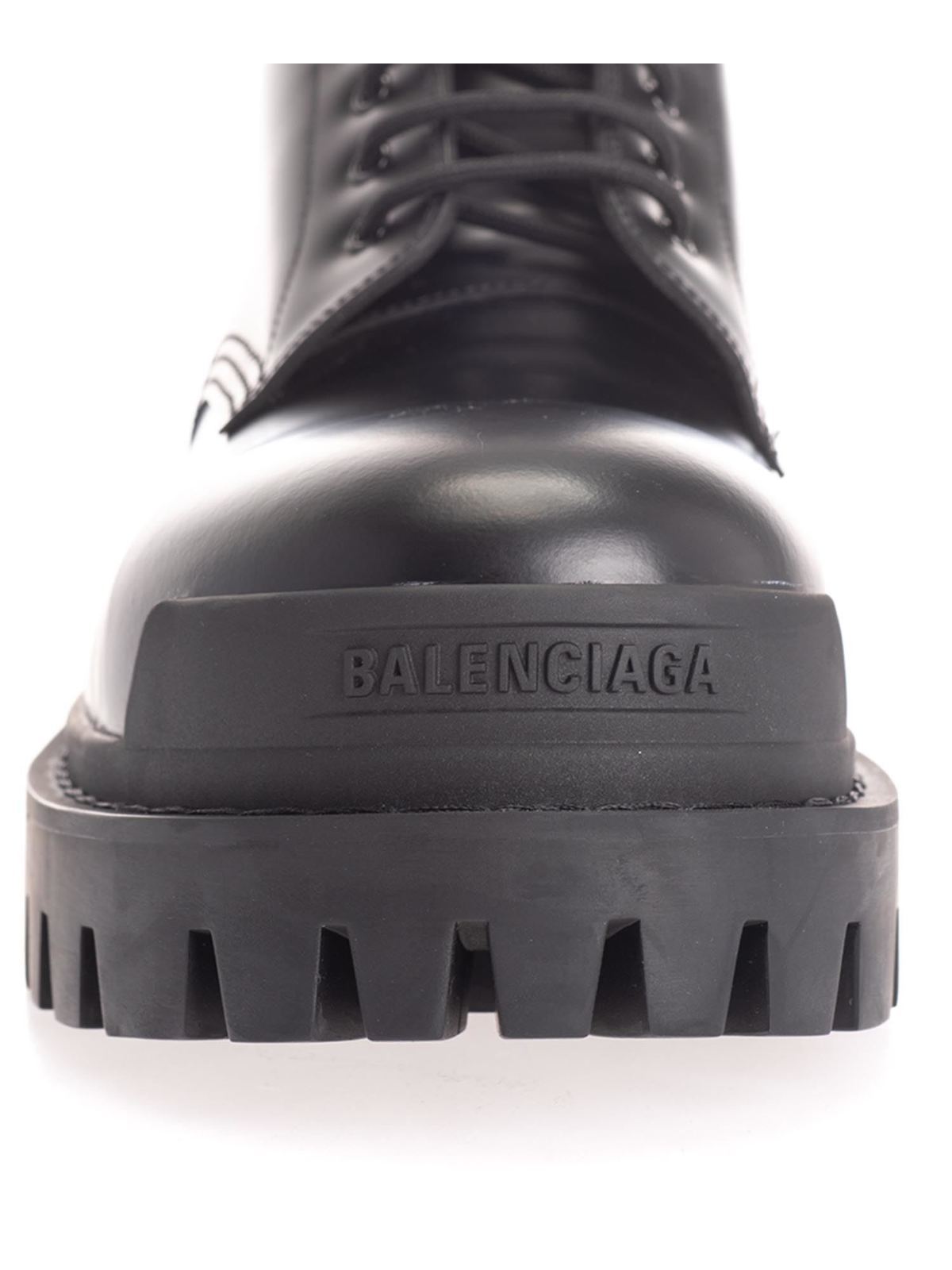 Shop Balenciaga Strike Lace-up Boots In Black In Negro