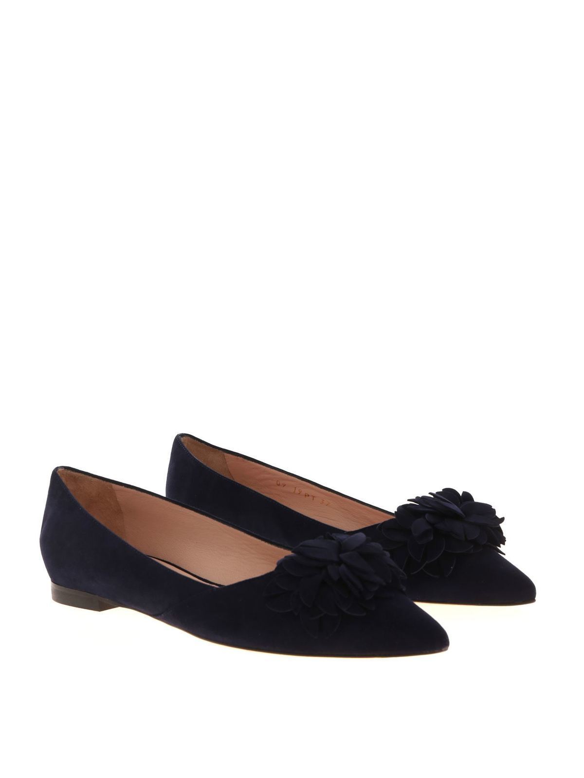 stuart weitzman flat shoes