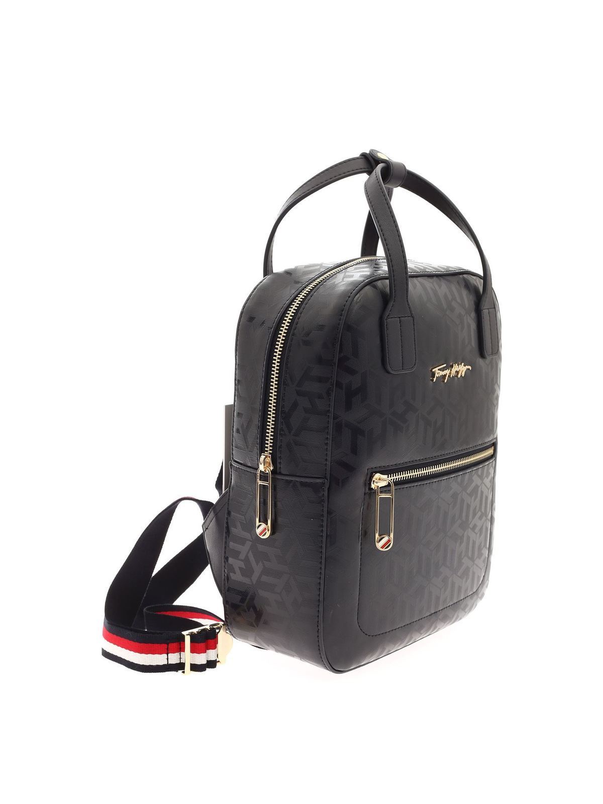 udskiftelig oversøisk Terminal Backpacks Tommy Hilfiger - Icon Tommy Monogram backpack in black -  AW0A09956DW5