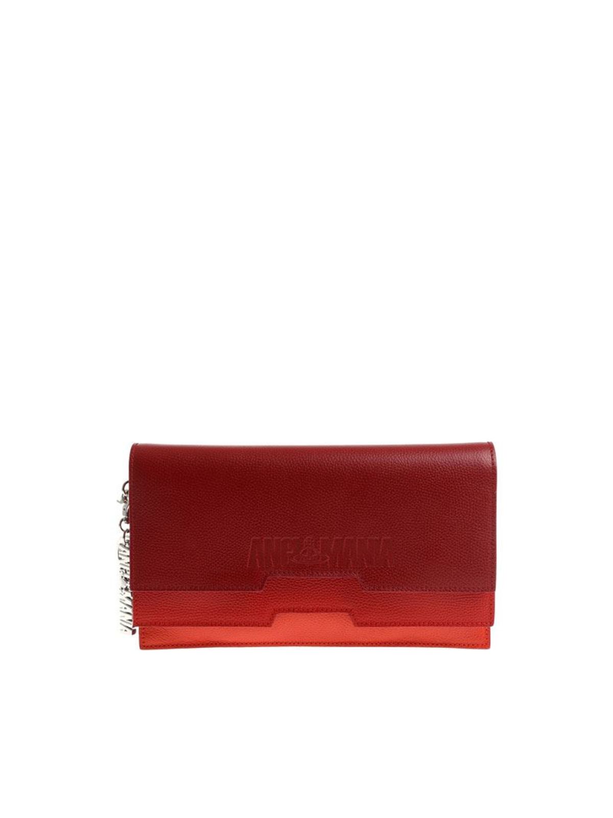 Vivienne Westwood Anglomania Grainy Leather Clutch In Rojo